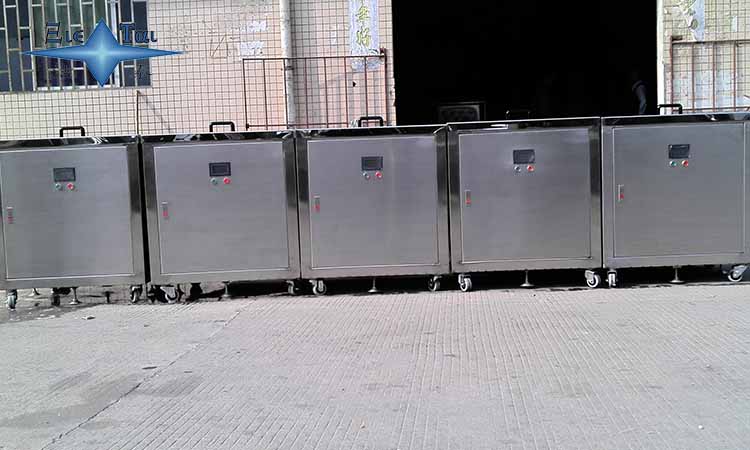 超聲波清洗機(jī)用什么水？放多少水合適？